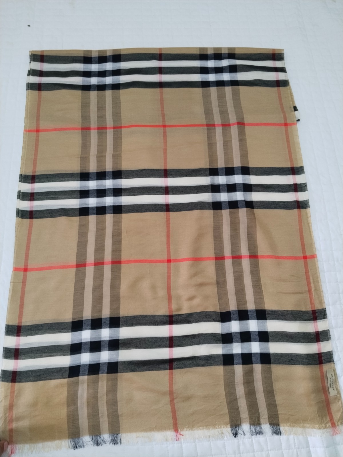 Burberry Nova Check women Scarf Stole Shawl wool Silk in Beige made in Scotland