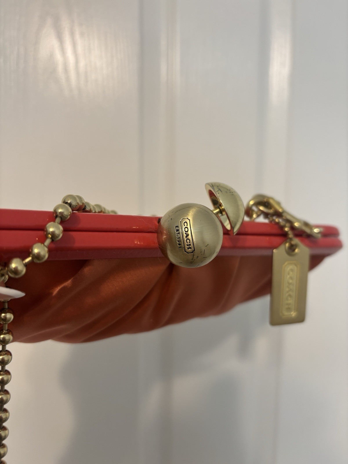 Coach 1941 Amanda Darcy Kiss lock Chain Clutch in Peach Pink🧡❤️🩷