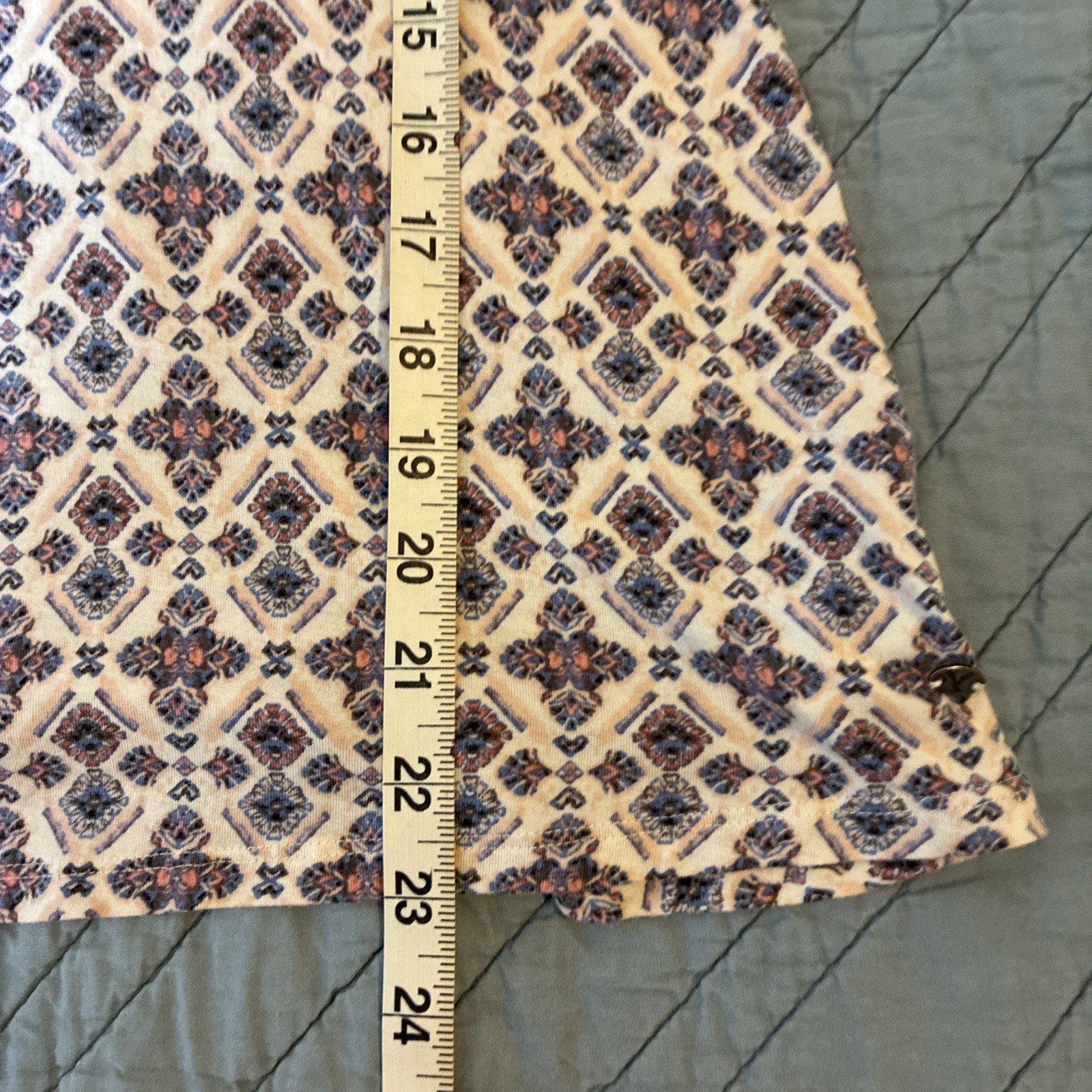 American Eagle Woman’s Size Large soft & sexy tank top shirt cami