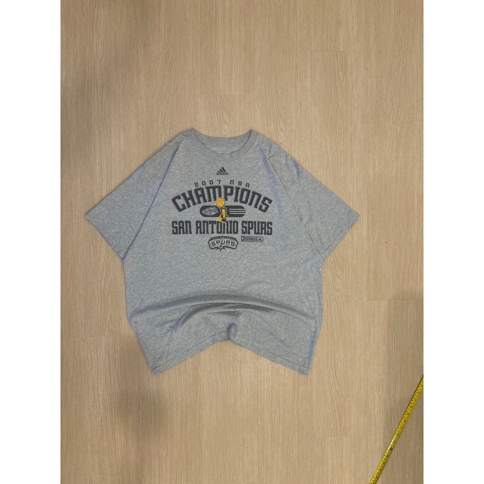Adidas San Antonio Spurs 2007 NBA Champions T-Shirt Mens XL Gray Graphic Tee