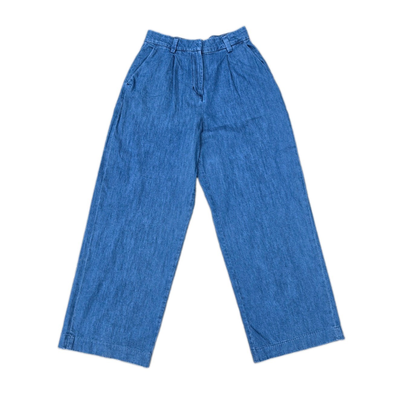 Old Navy Extra High-Rise Wide-Leg Adjustable Waist Jeans, Size 6, Pockets