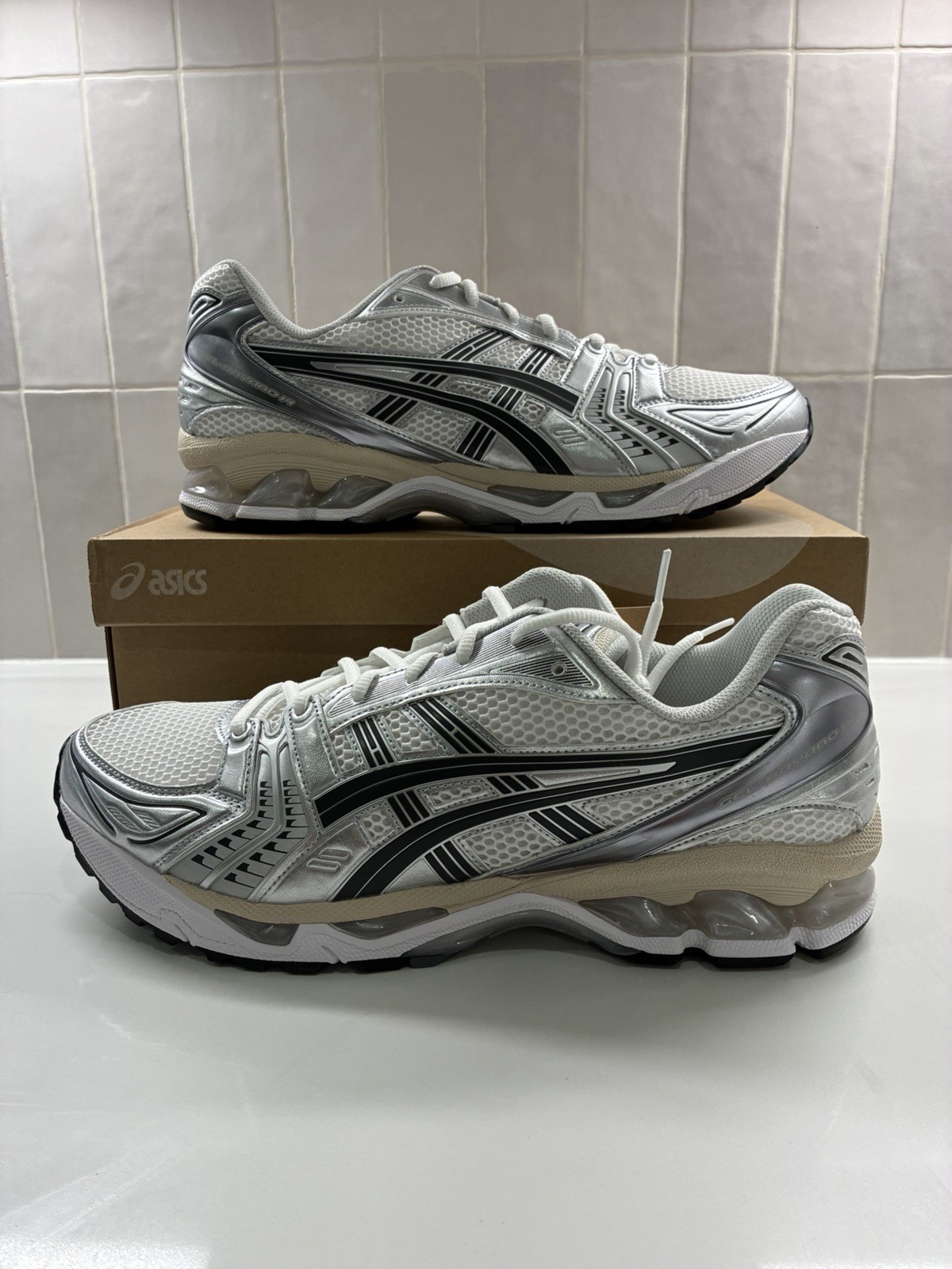 ASICS Gel Kayano 14 White Graphite Grey Size 13 1203537 110
