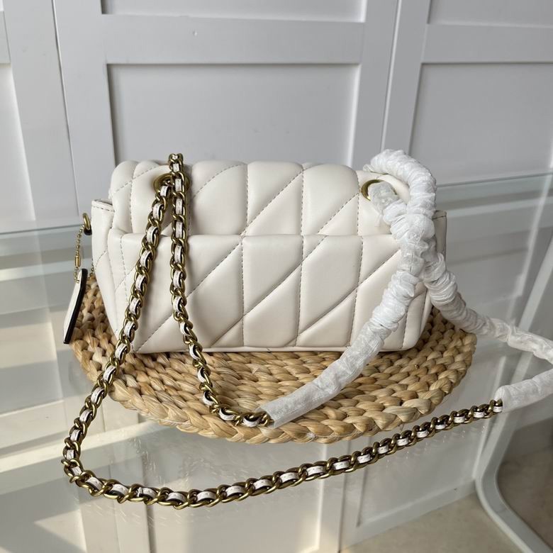 COACH Tabby Shoulder Bag 20 With Pillow Quilting
