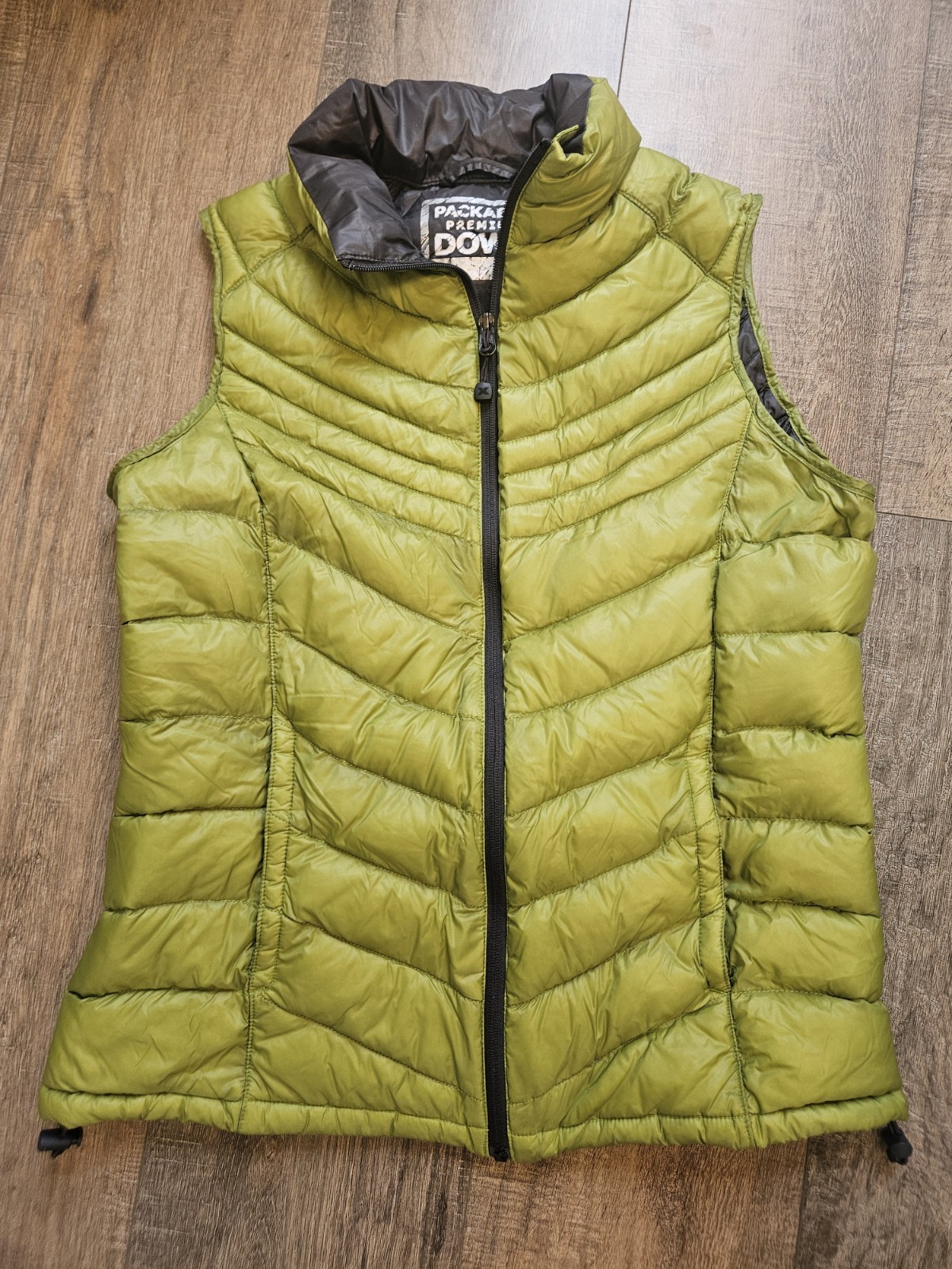 Xersion Packable Premium Down Vest Green Small Women Hiking Backpacking Camping