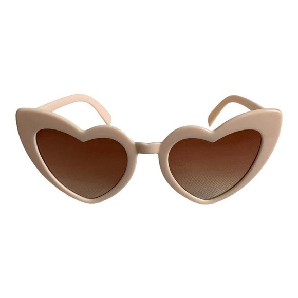 Heart Shaped Sunglasses Cute Fashion Eyewear with Pouch New