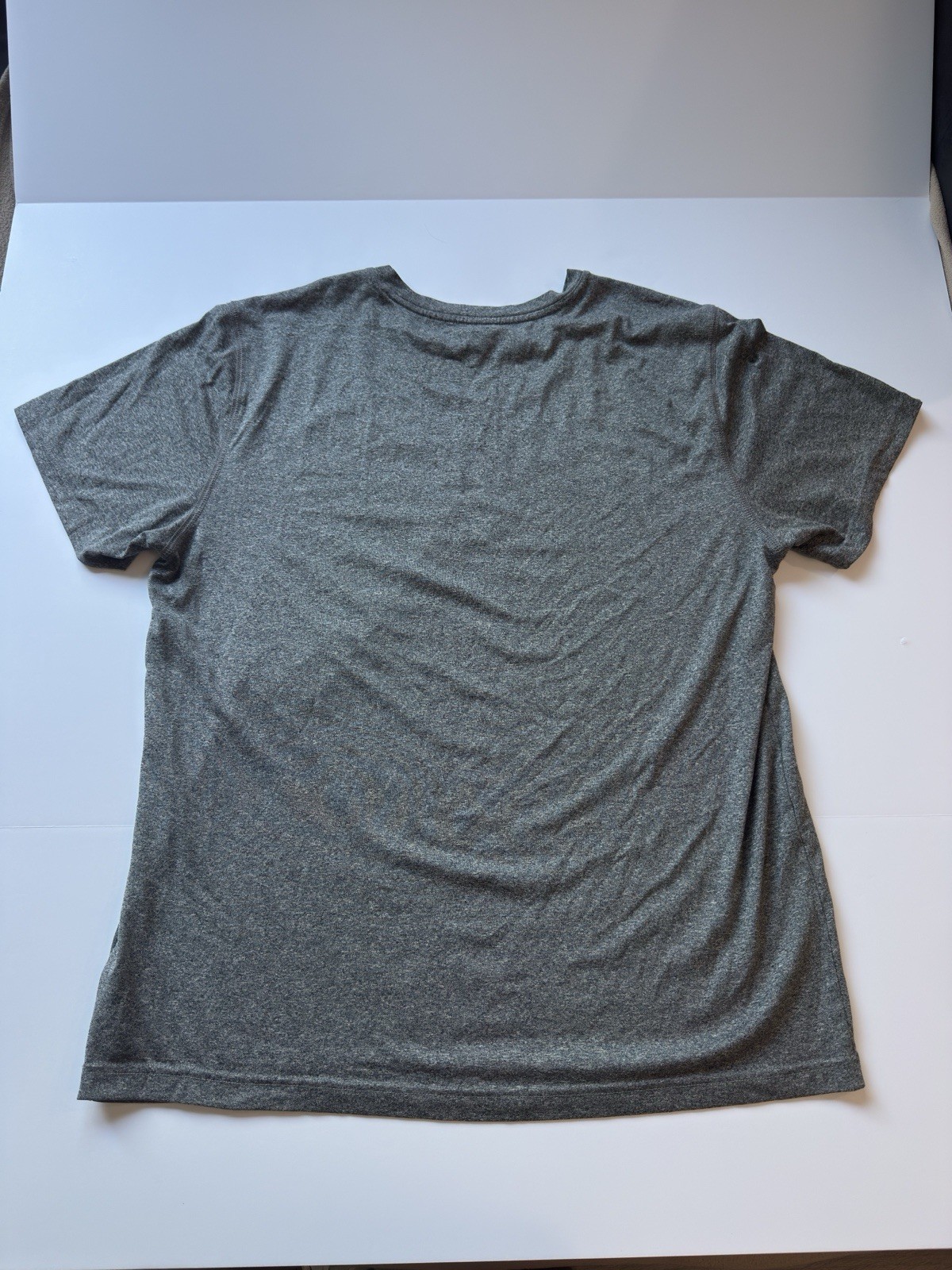 Old Navy Active Go-Dry Track & Field T-Shirt Men’s XL Gray