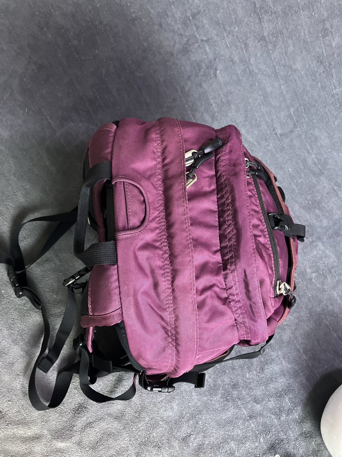 The North Face Recon Backpack Purple Laptop Hiking Day Bag Padded Back ISSUES