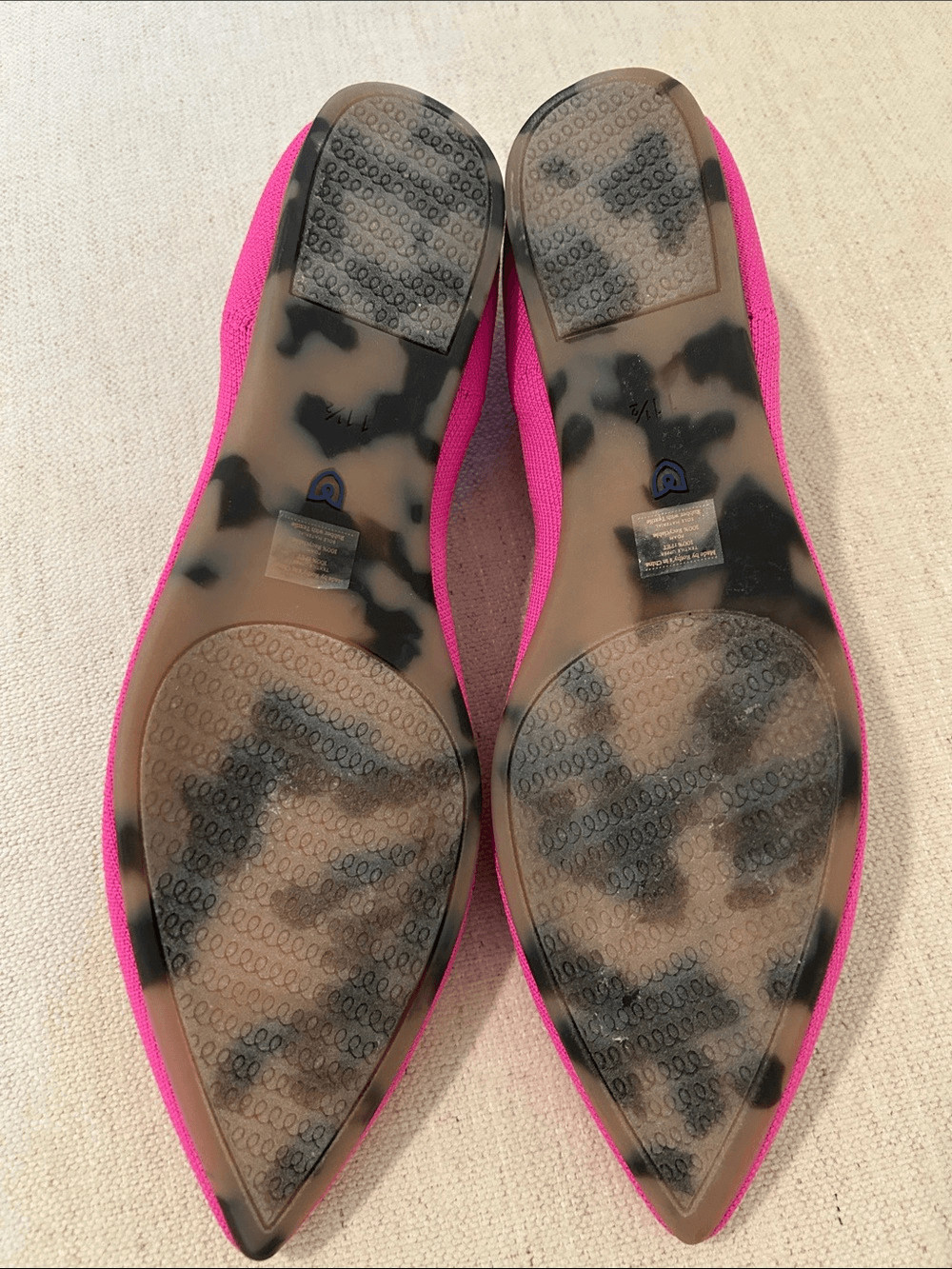 Rothy’s The Point Womens Flat Shoes Dragon Fruit Fushia Pink, Size 11.5, NWT