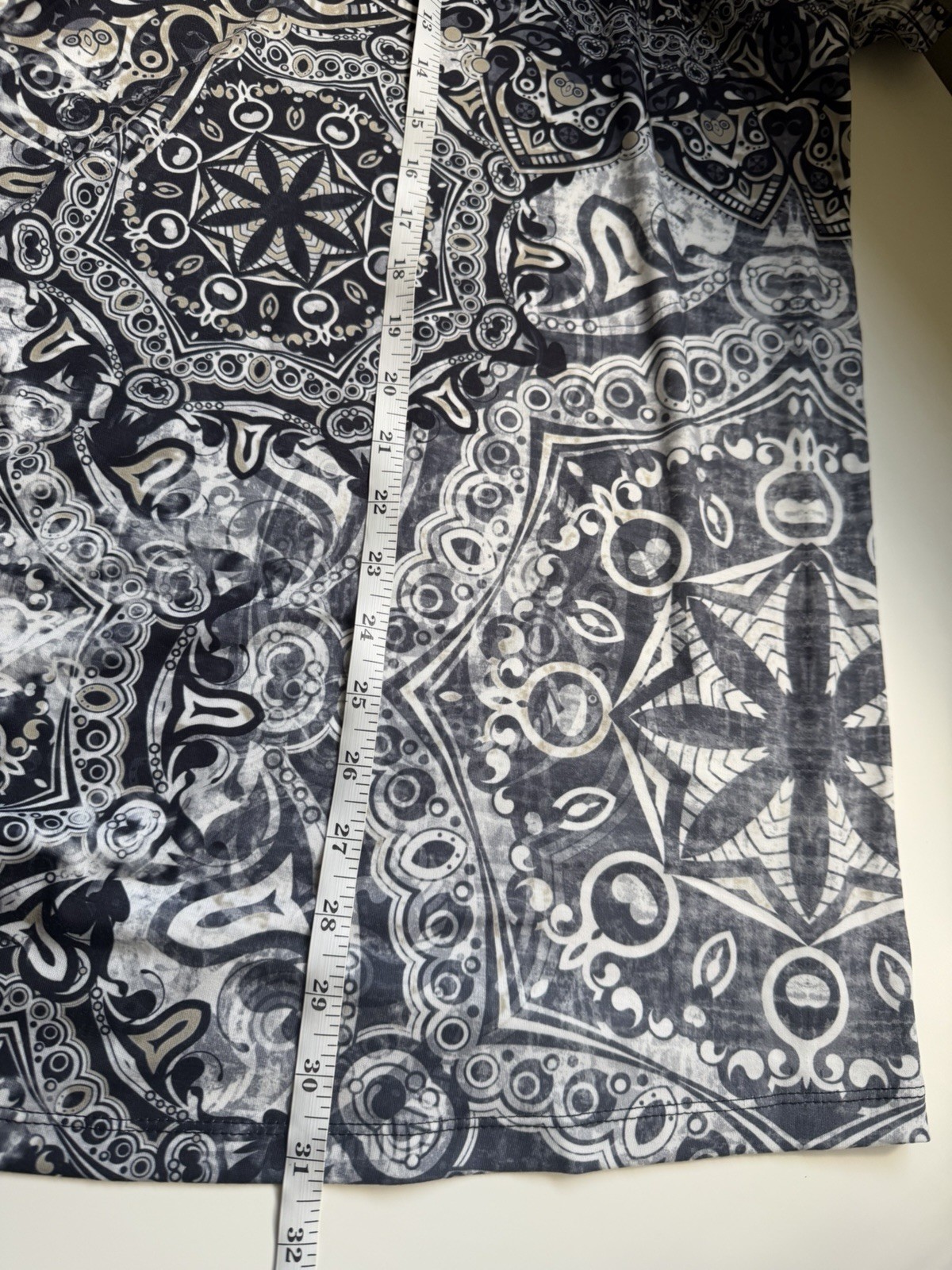 Catherines 3X Plus Size Black White Paisley Swing Tunic