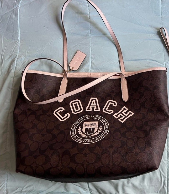 Coach Signature Logo Large Tote Shoulder Bag Brown Beige Snap, Inner Pockets