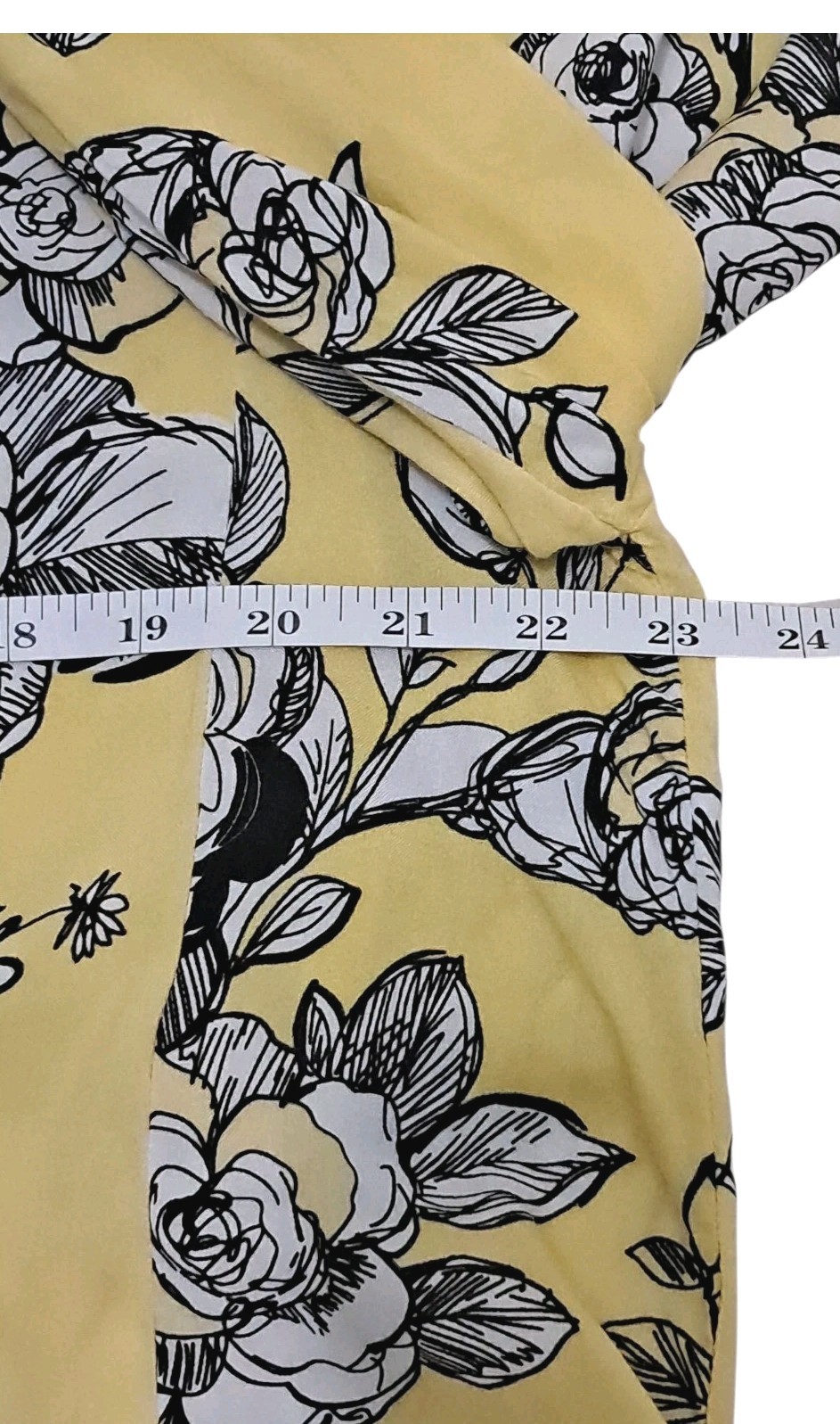Unique Spectrum Women’s Blouse 2X Yellow Floral V-Neck 3/4 Wide Sleeves Rayon