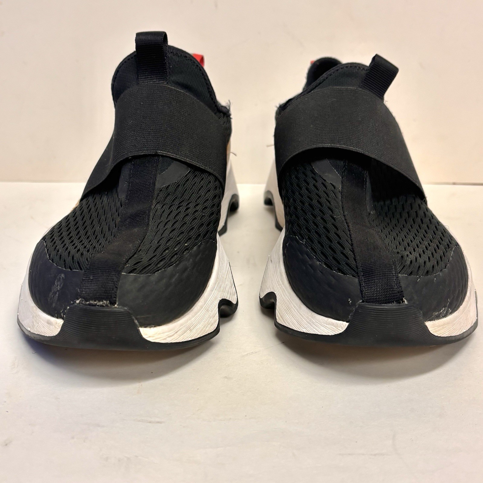 Sorel Kinetic Impact II Strap Sneakers Women’s 10 Black Mesh And Leather