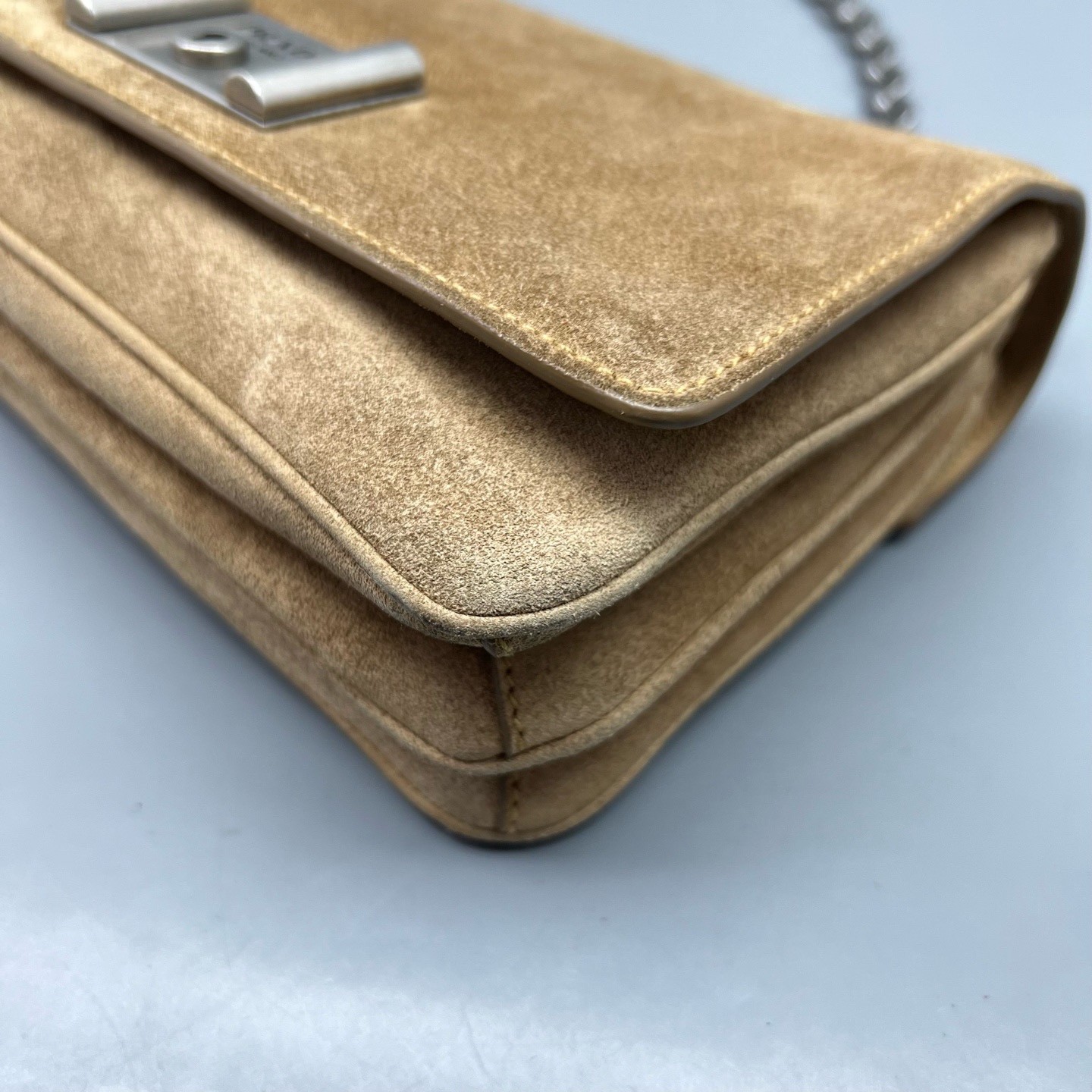 Prada Pre-Owned Authentic Chain Bag 24*15*6cm Nubuck Free Tracked Shipping