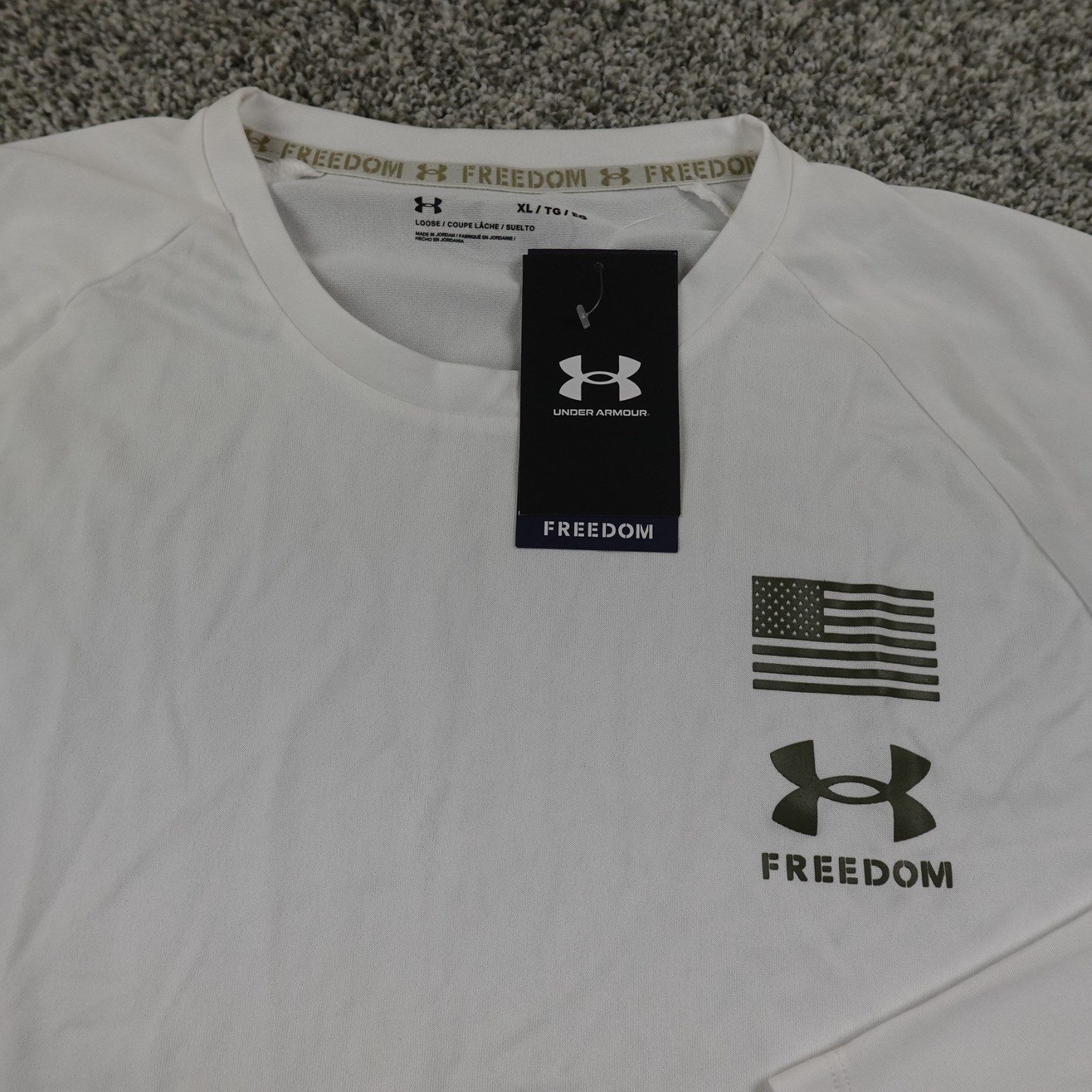 NEW Under Armour Shirt Mens XL White Freedom Loose Long Sleeve USA Flag Graphic
