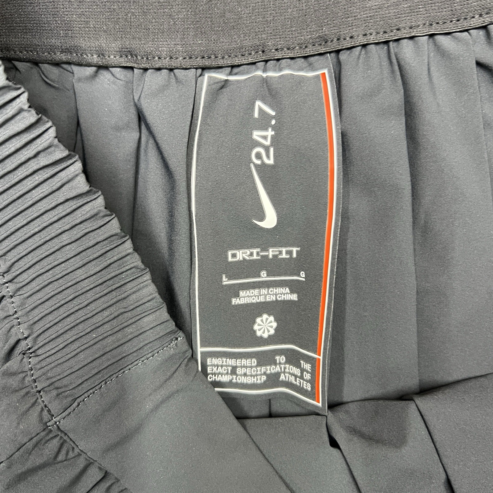 Nike Pleated Skirt Size Large Black Dark Smoke Grey 24.7 PerfectStretch Dri $160