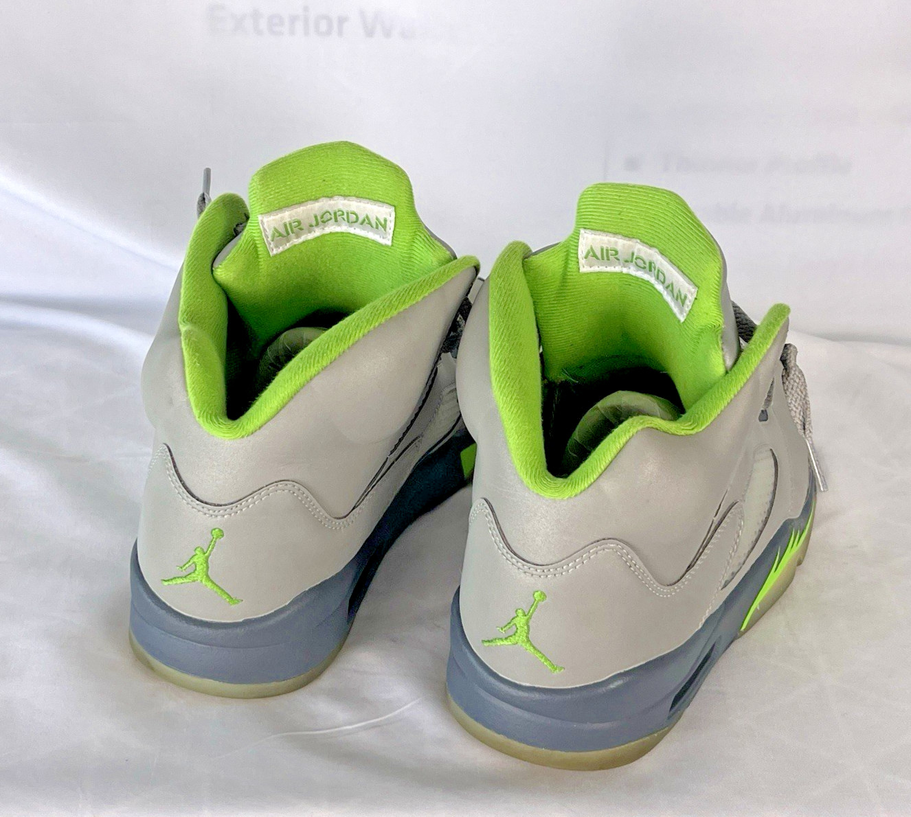 Jordan 5 Retro Green Bean Grey Leather Sneakers Size 8.5 DM9014-003