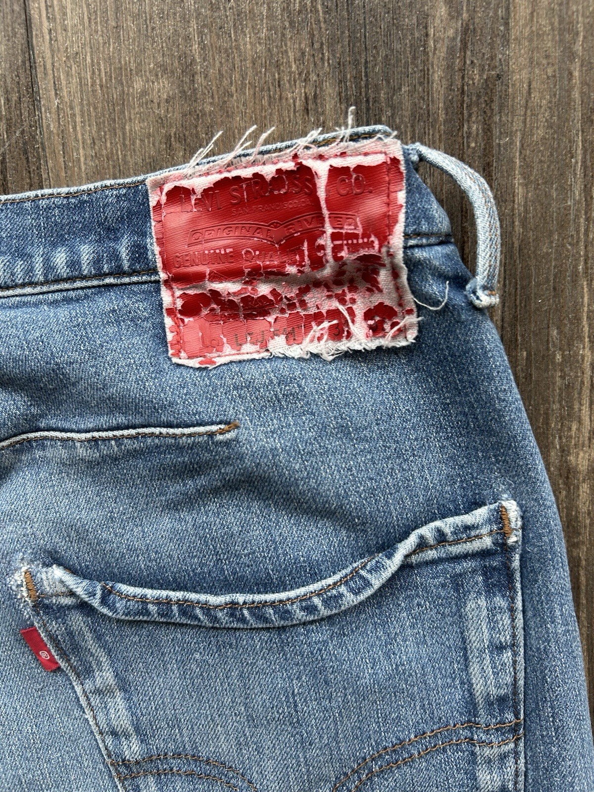 Vintage Levis Engineered Jeans Mens Blue Twisted Red Patch Button Fly Fits 34×32