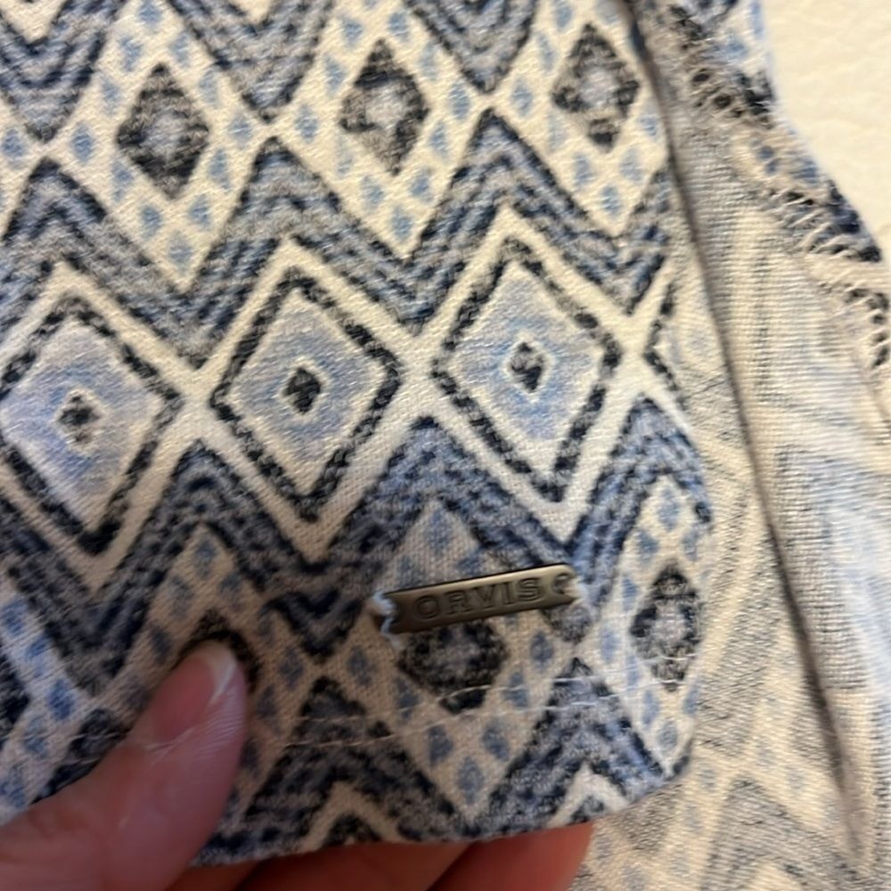 Orvis Classic Collection Blue White Geometric Ikat High Low Top Womens Small