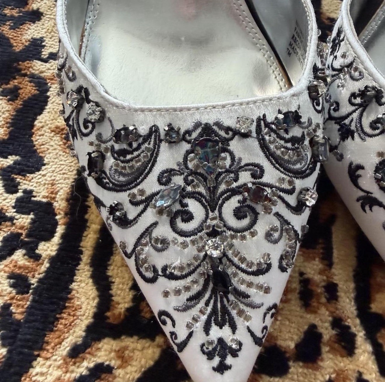 White House Black Market Womens 7 Slingback Pointed Toe Beaded Sequin Heels
