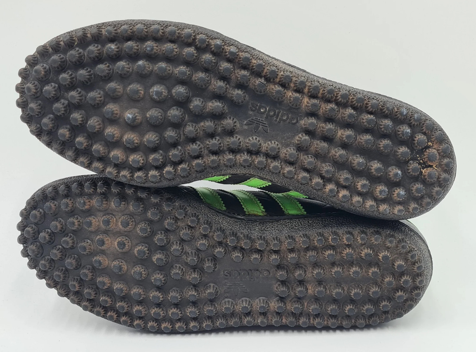 *Good Condition* Vintage 1970s Adidas Special Turf UK 7 / EUR 40 2/3