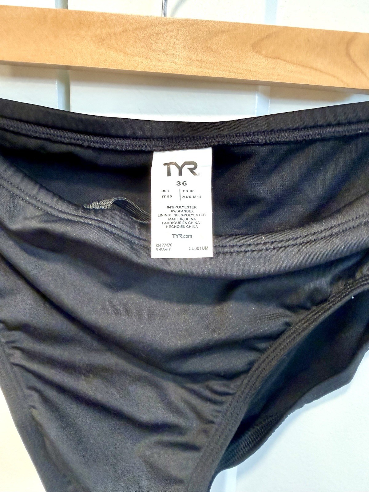 TYR Men’s Swim Briefs Bottom Black Size 36 Solid Lined Logo Training Competition