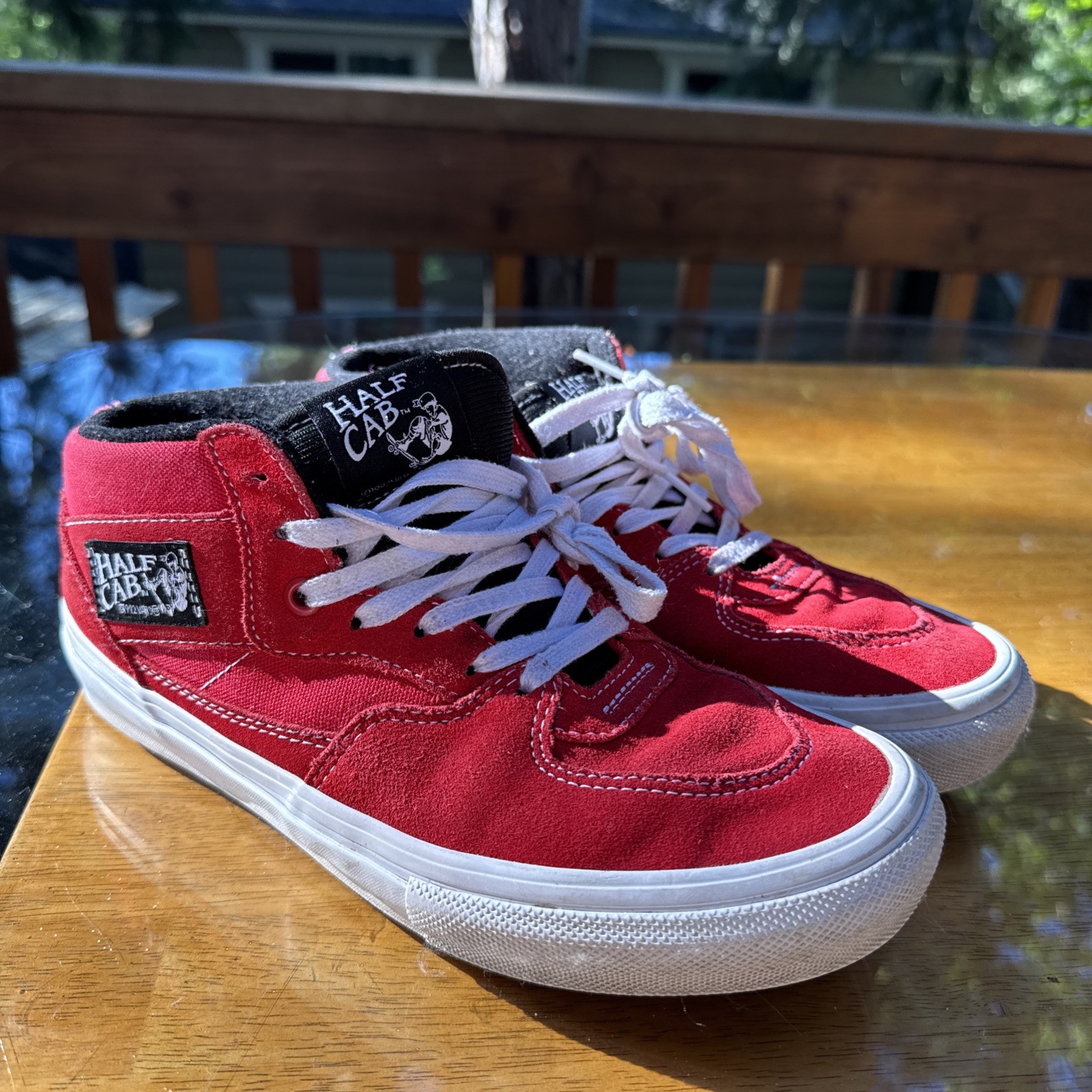Vans Skate Half Cab Red / White Men’s Size 7 Skateboarding Sneakers VN0A5FCDY52