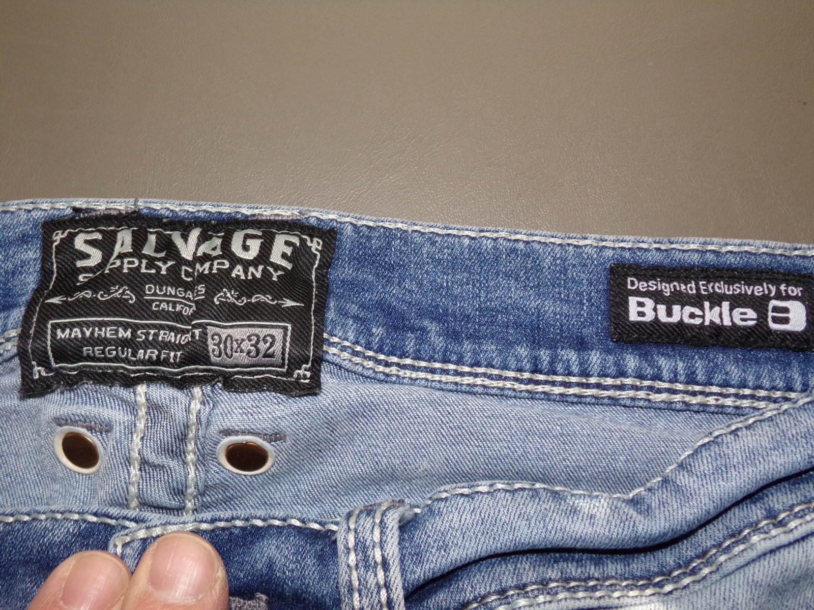 Salvage Supply Co Mayhem Straight Jeans Mens 30×32 Buckle Blue Distressed Denim