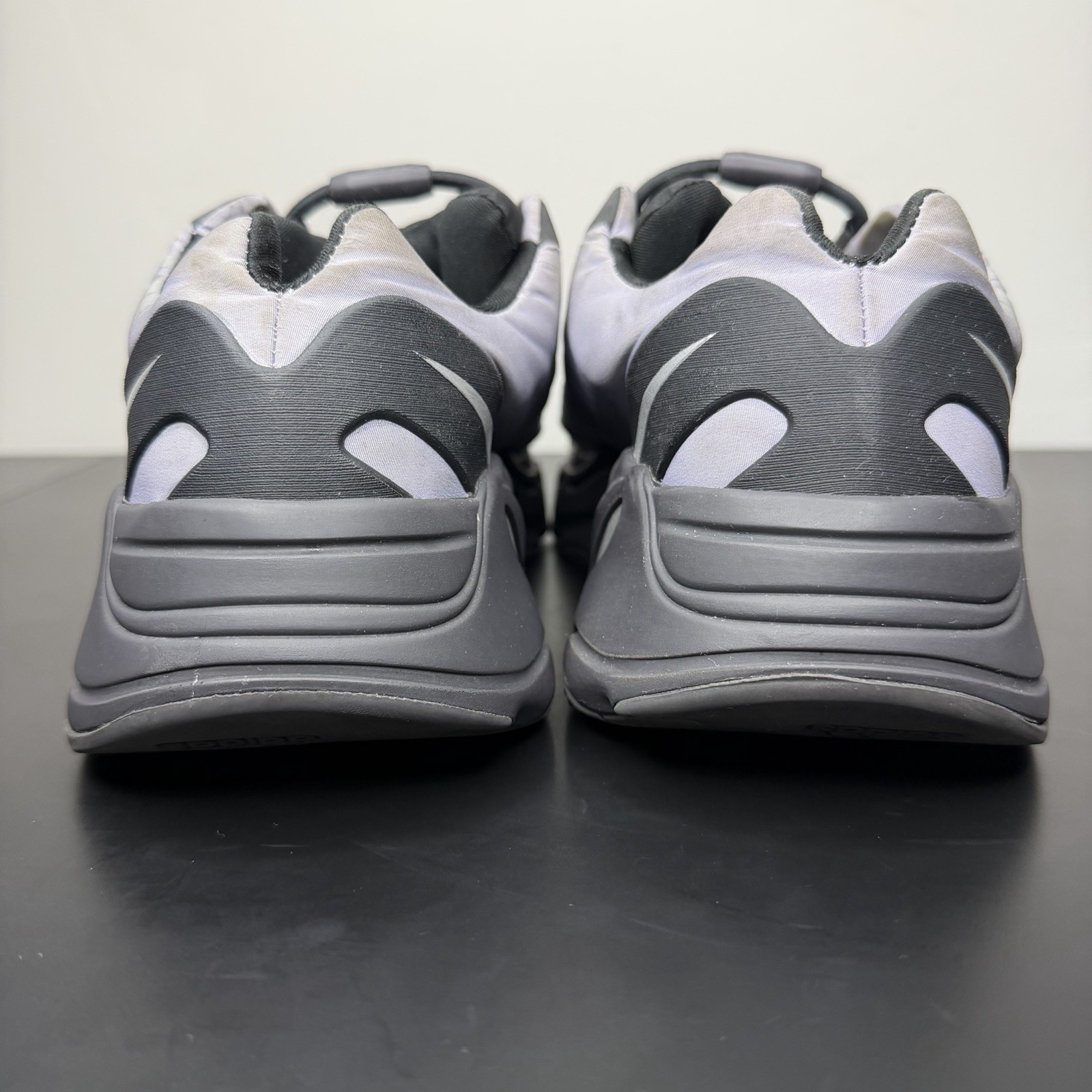 Size 7 – adidas Yeezy Boost 700 MNVN Geode