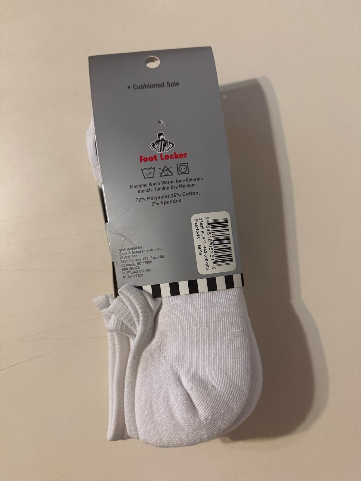 NWT Footlocker white 3 Pack Half Cushion No Show Socks sz 8-12 A11