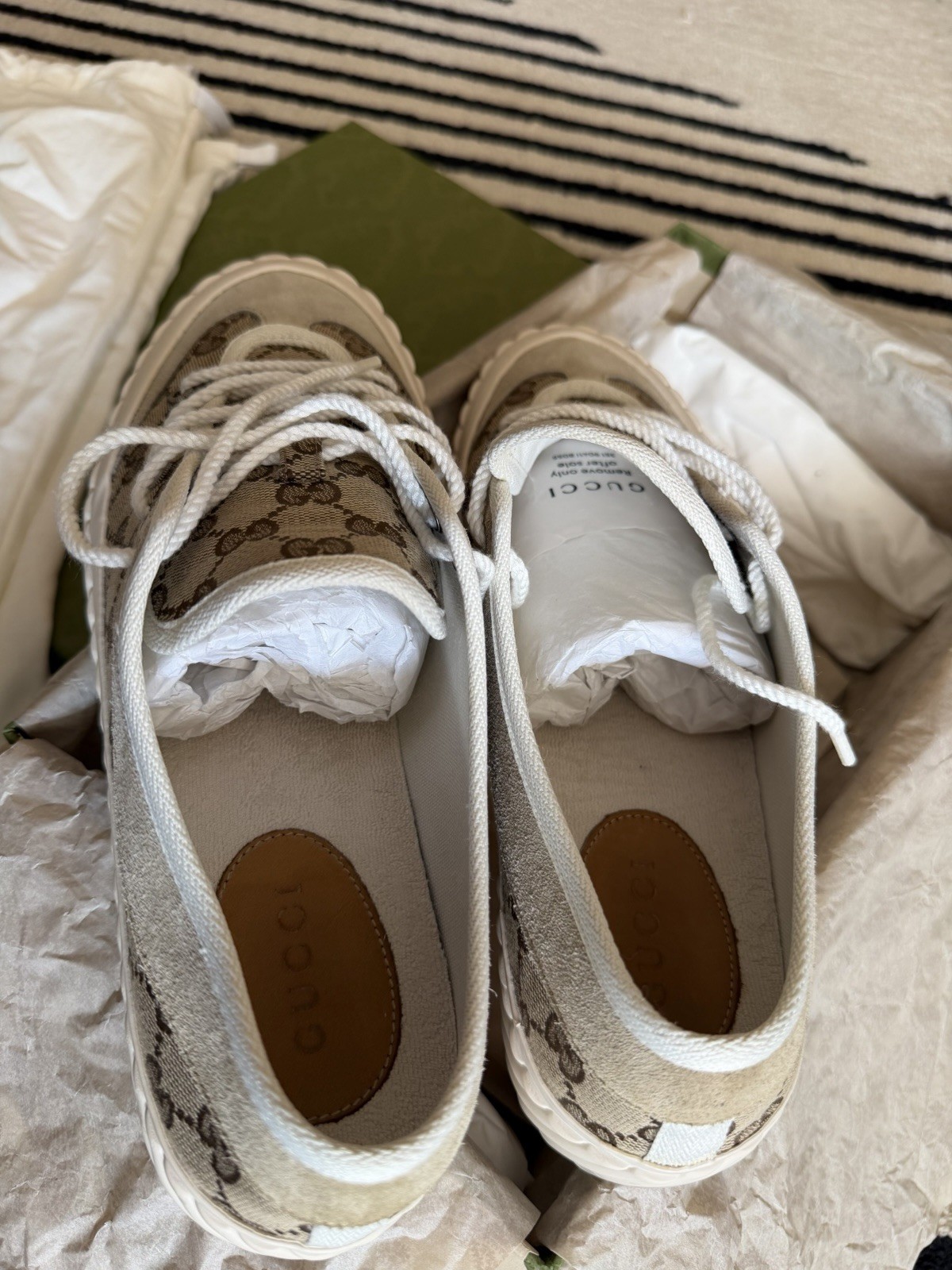 Gucci Tortuga GG Men’s Camel Beige Ebony Canvas Sneakers EU 9 US11.5 FABQA 9796