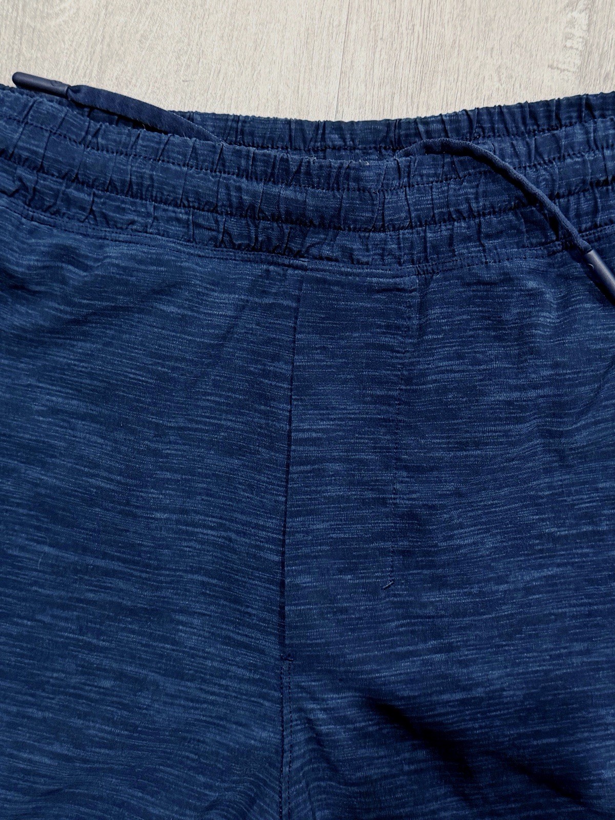 Lululemon Surge Men’s Small Lined 6” Inseam Stretch Gym Shorts Solid Blue