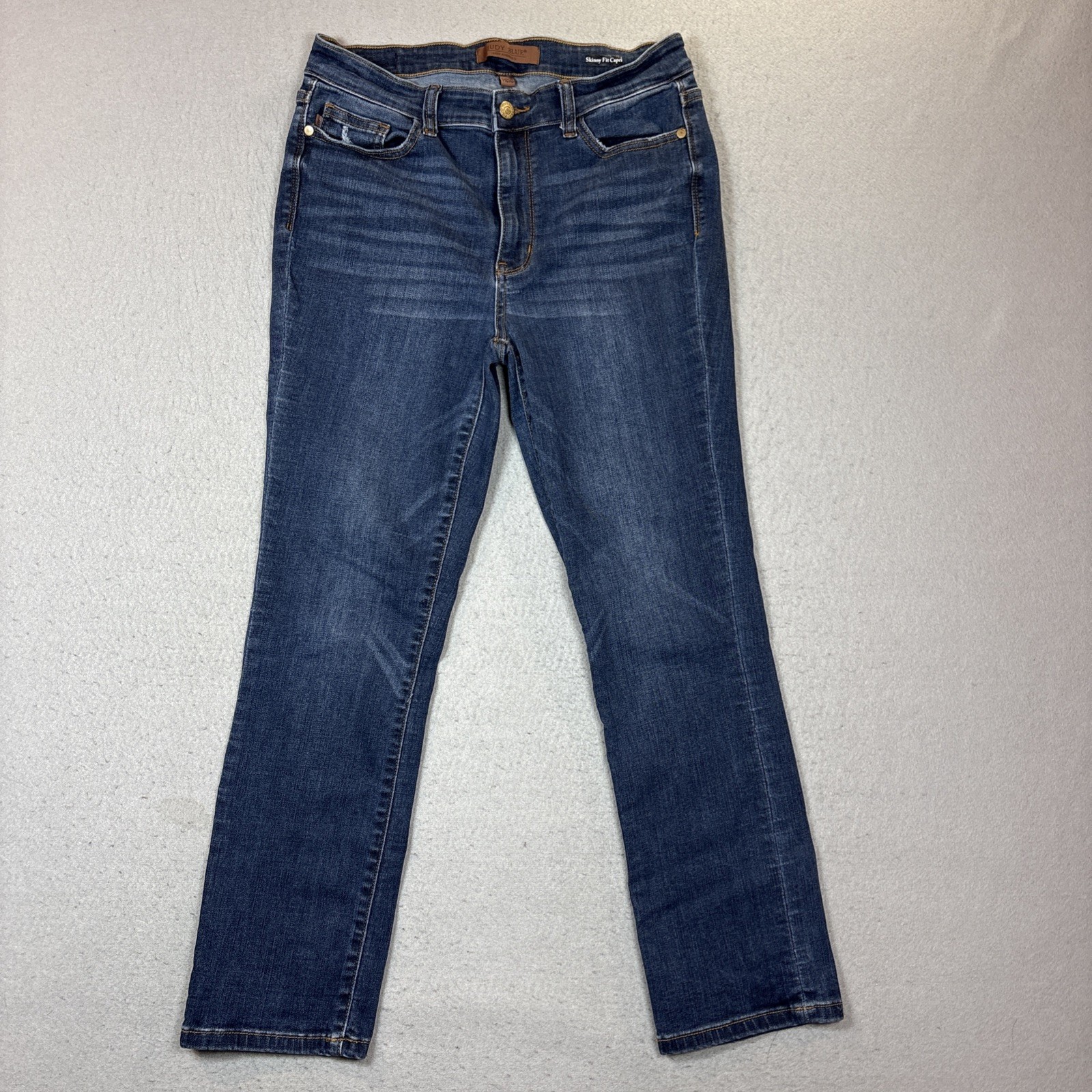 Judy Blue Medium Wash Capri Fit Skinny Jeans 11/30