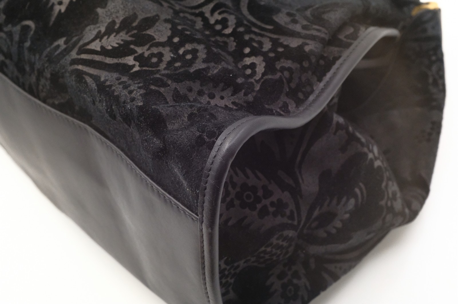 Authentic Gucci Soft Stirrup Tote Bag in Black Suede 296855
