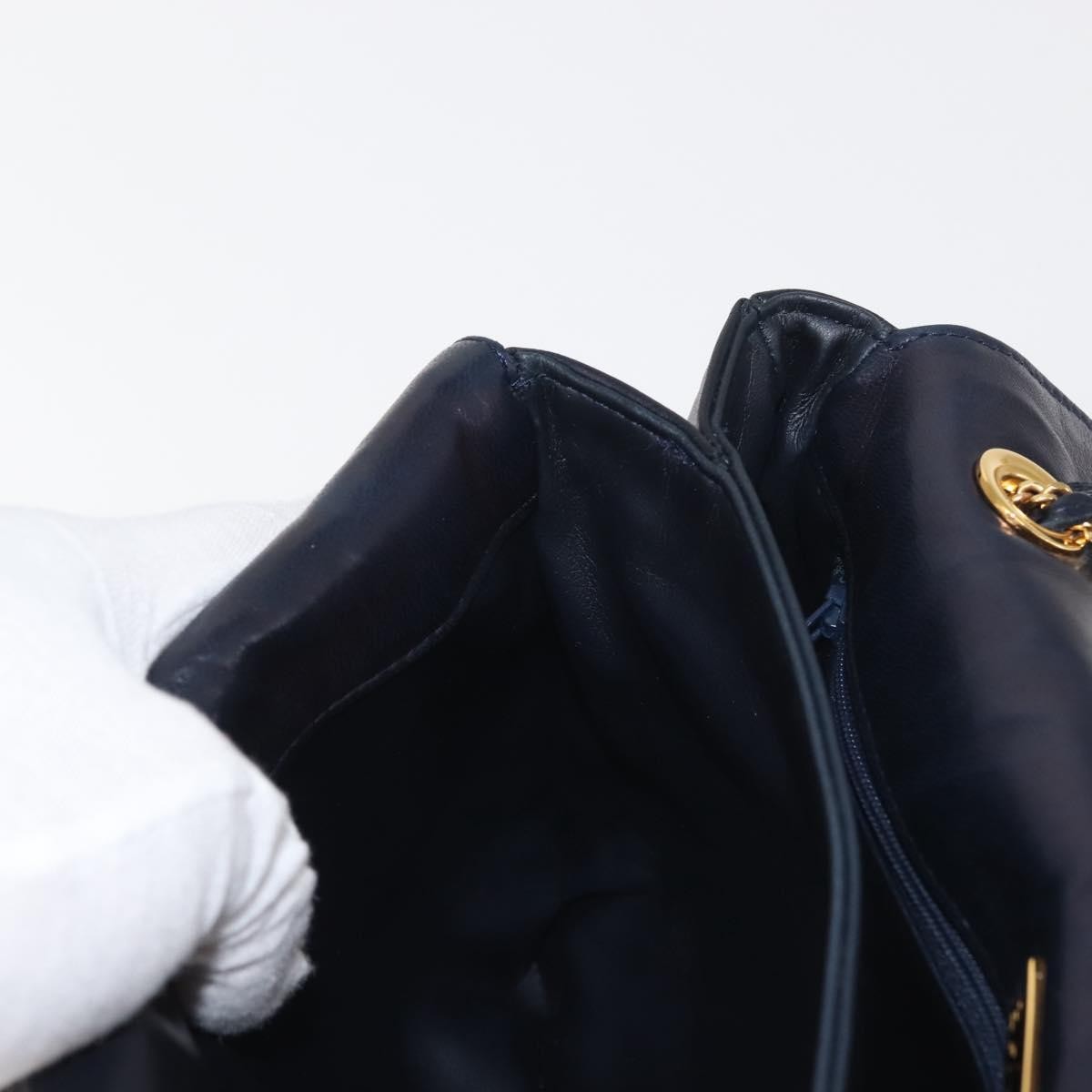 BALLY Chain Shoulder Bag Leather Navy Gold Auth 143089