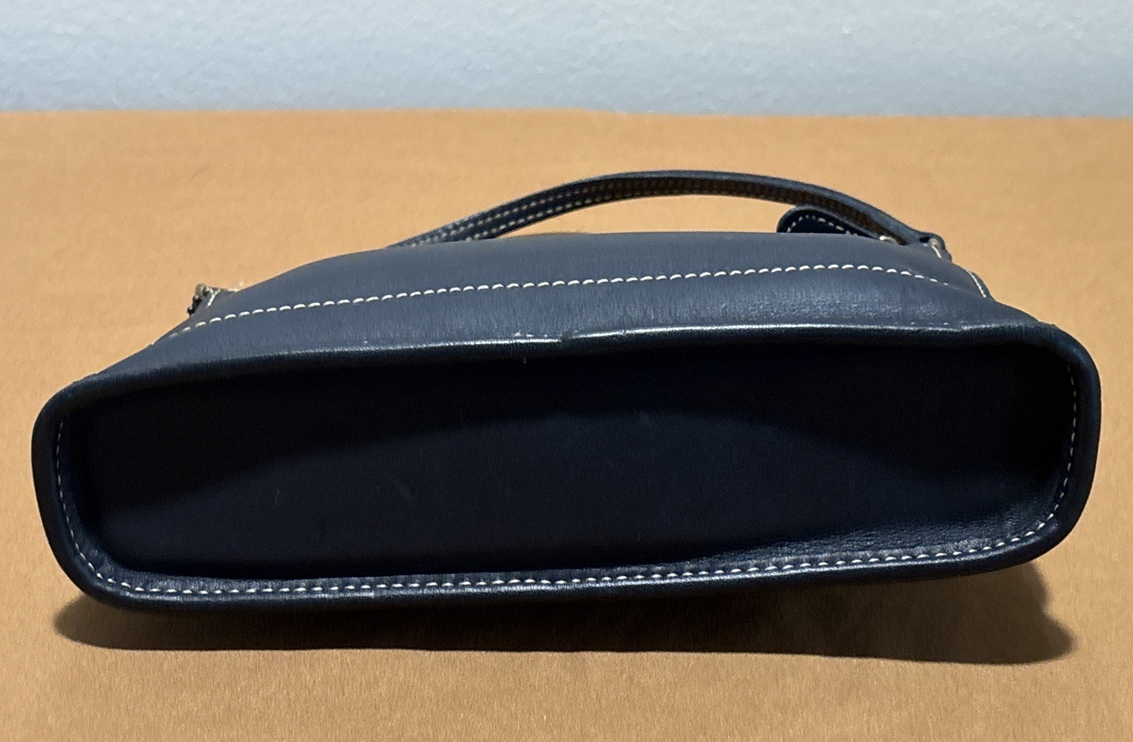Authentic Coach B0P-9311 Black Leather Vintage Bleecker Demi Zip Shoulder Bag
