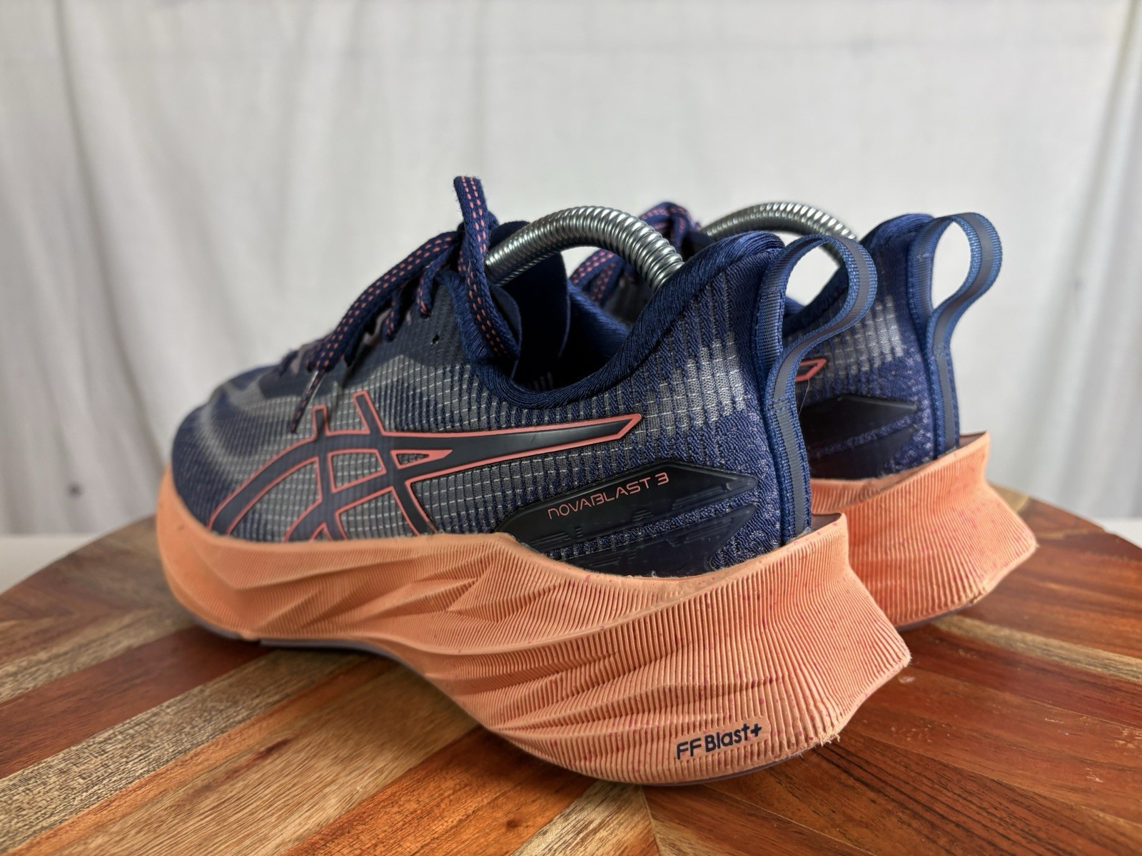 ASICS Novablast 3 Le Indigo Blue 1012B410 Women’s Size 7