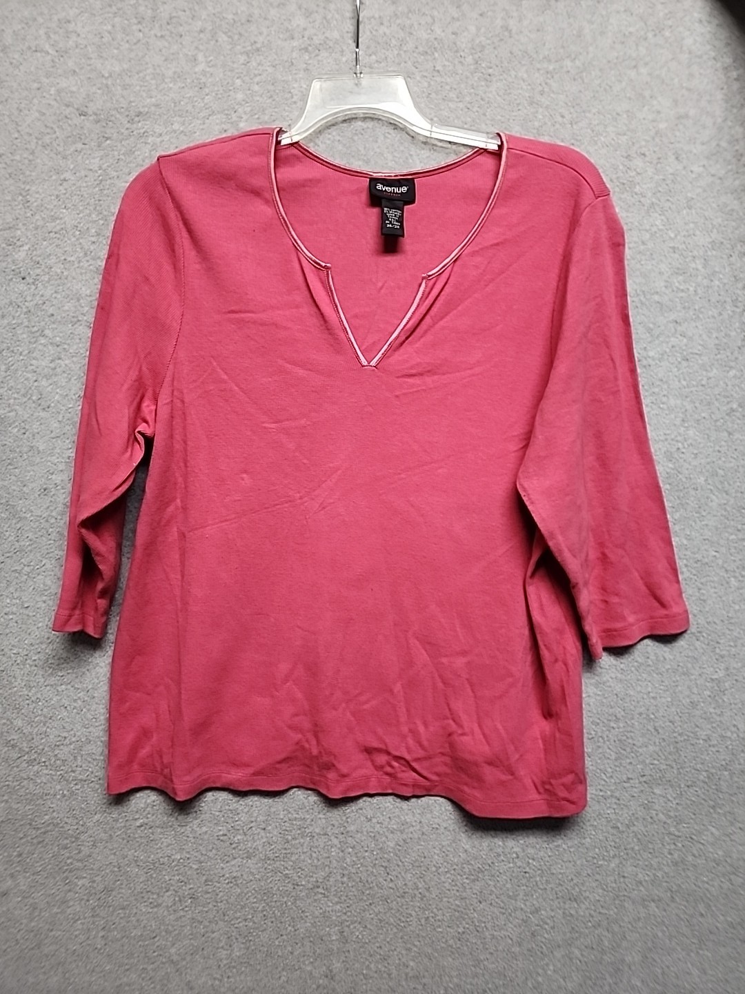 Avenue Stretch 26/28 Split V-Neck 3/4 Sleeve Top Deep Rose Pink Plus Size