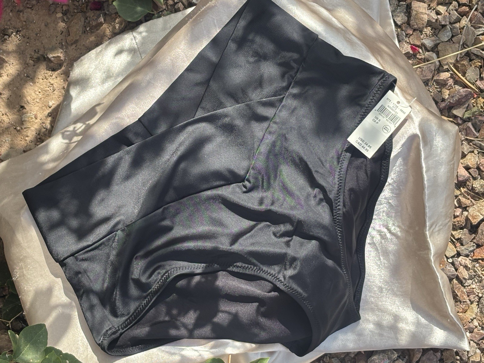 NWT Aerie High Wasted Full Coverage Swim Bottom Size Small