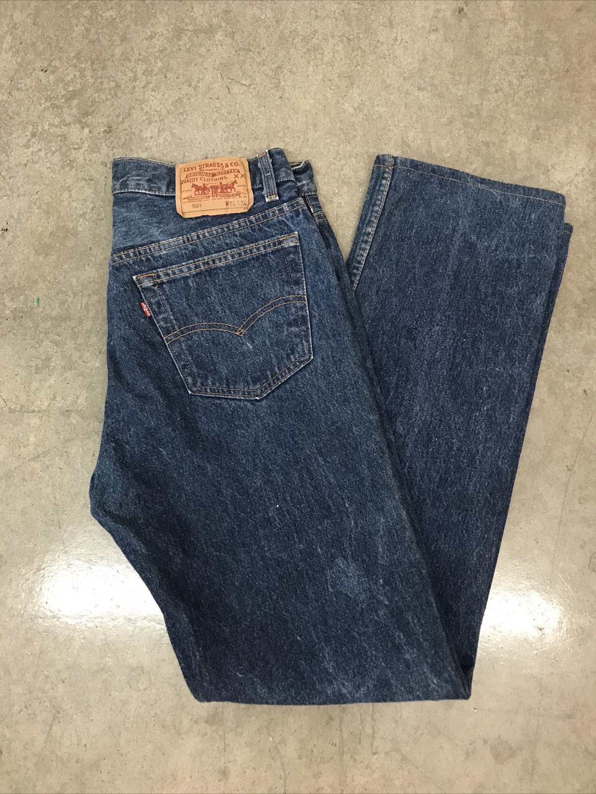 VINTAGE Levis 501XX Jeans 34×34 Blue Fuzzy Denim Made in USA Indigo 546.