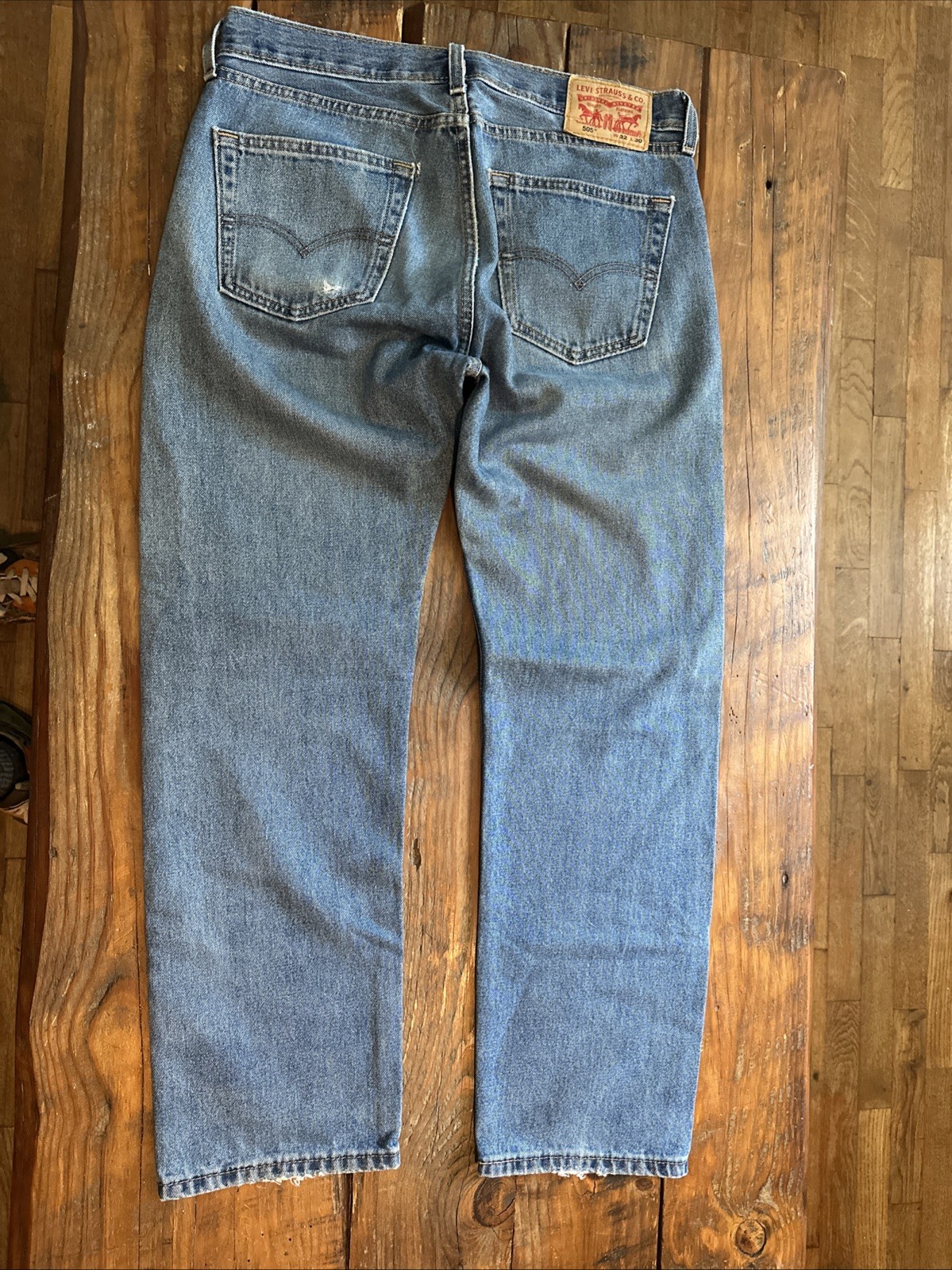 Levi’s 505 32 X 30 Men’s Straight Fit Jeans – Stonewash Blue