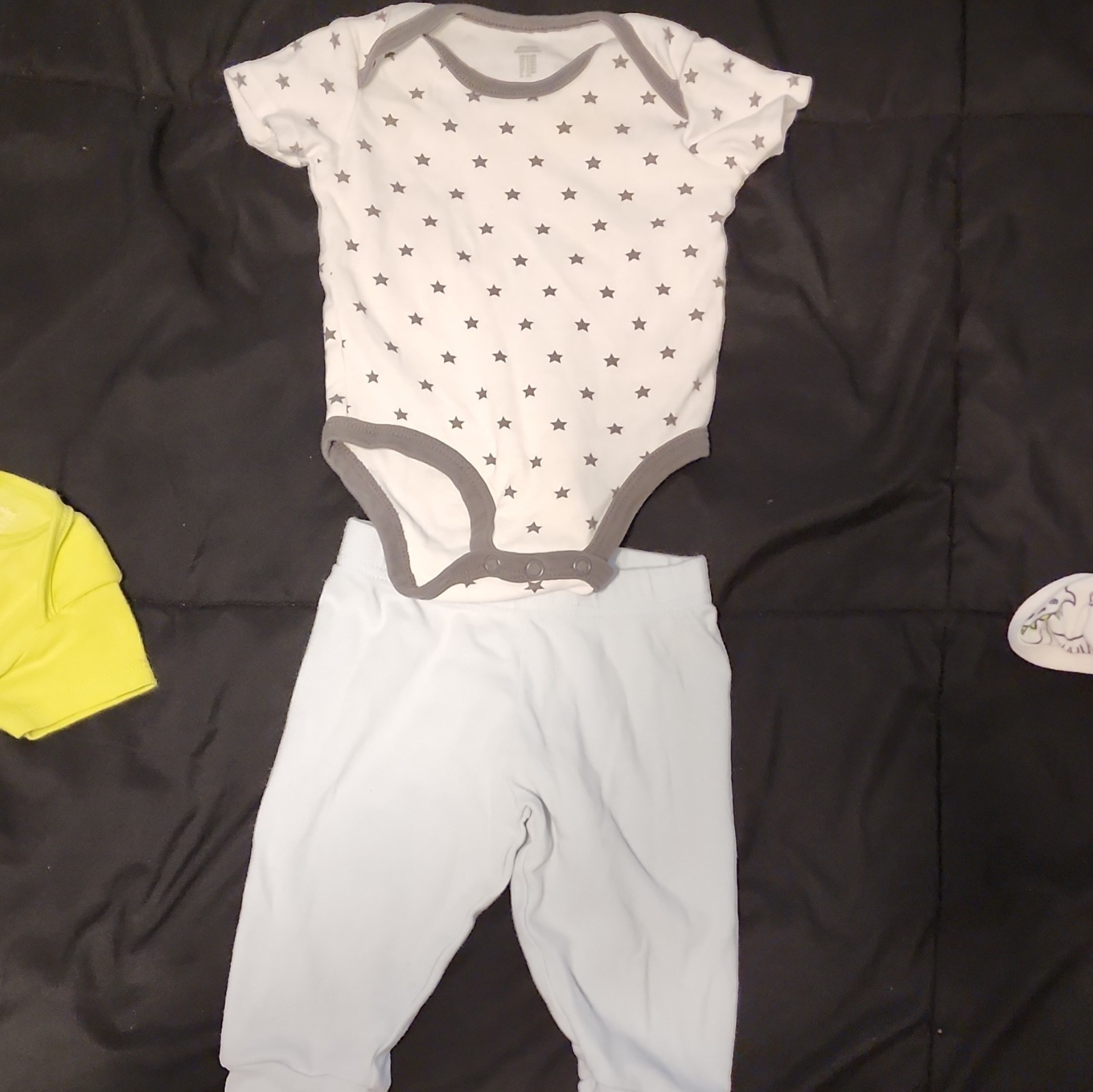 Brand Baby Bodysuits & Pants Lot 6-9M Cotton Dinosaur Stars Multi