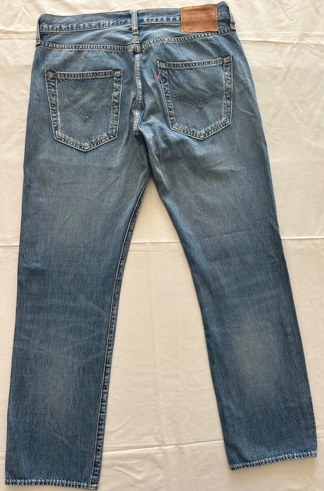 Levi’s 501 Men’s Original Fit Button Fly Blue Denim Jeans Size W33 L30 Made in I