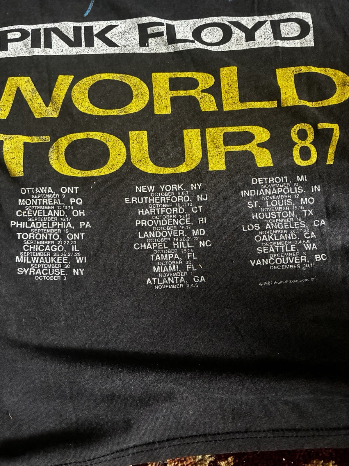 PINK FLOYD 1987 WORLD TOUR CONCERT SHITT A MOMENTARY LAPSE OF REASON MEDIUM