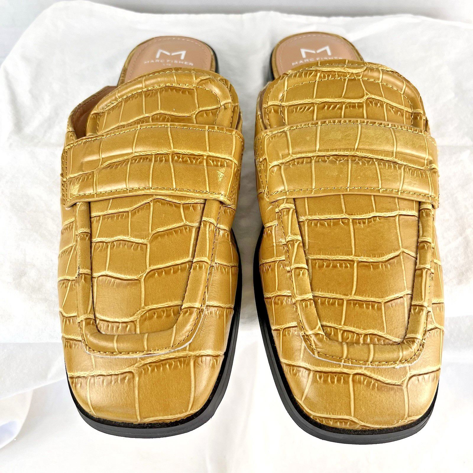 NEW Marc Fisher LTD Flyta Croc Embossed Woman’s Slip On Mules Leather Size 9M