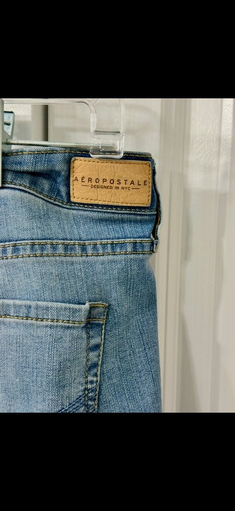 Aeropostale Light Wash Jegging Jeans