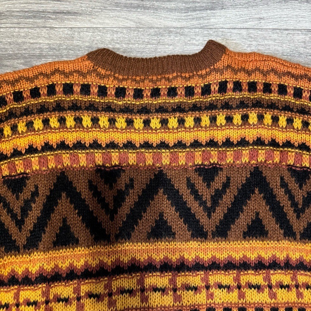 Together! Vintage 90s Wool Blend Geometric Tribal Knit Sweater Mens Large Brown