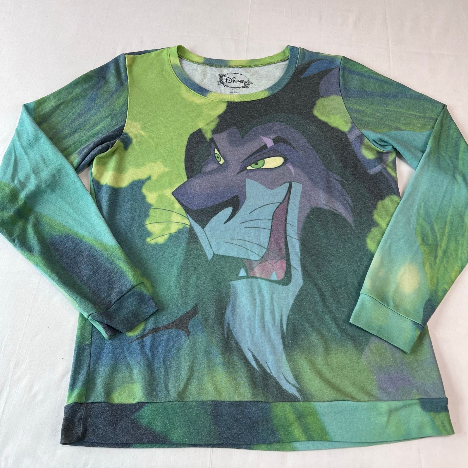Lion King Disney Scare villain Long sleeve shirt Women’s size Large Green