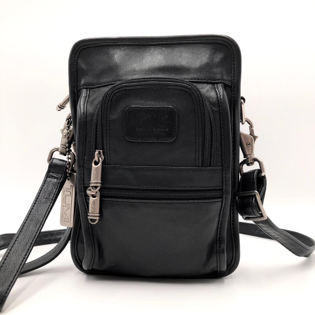 TUMI Leather Black Crossbody Shoulder Bag Travel Organizer Men’s 25cm 17cm