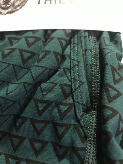 Pair of Thieves Men’s Super soft Boxer Brief S 28-30″ Green triangles NEW