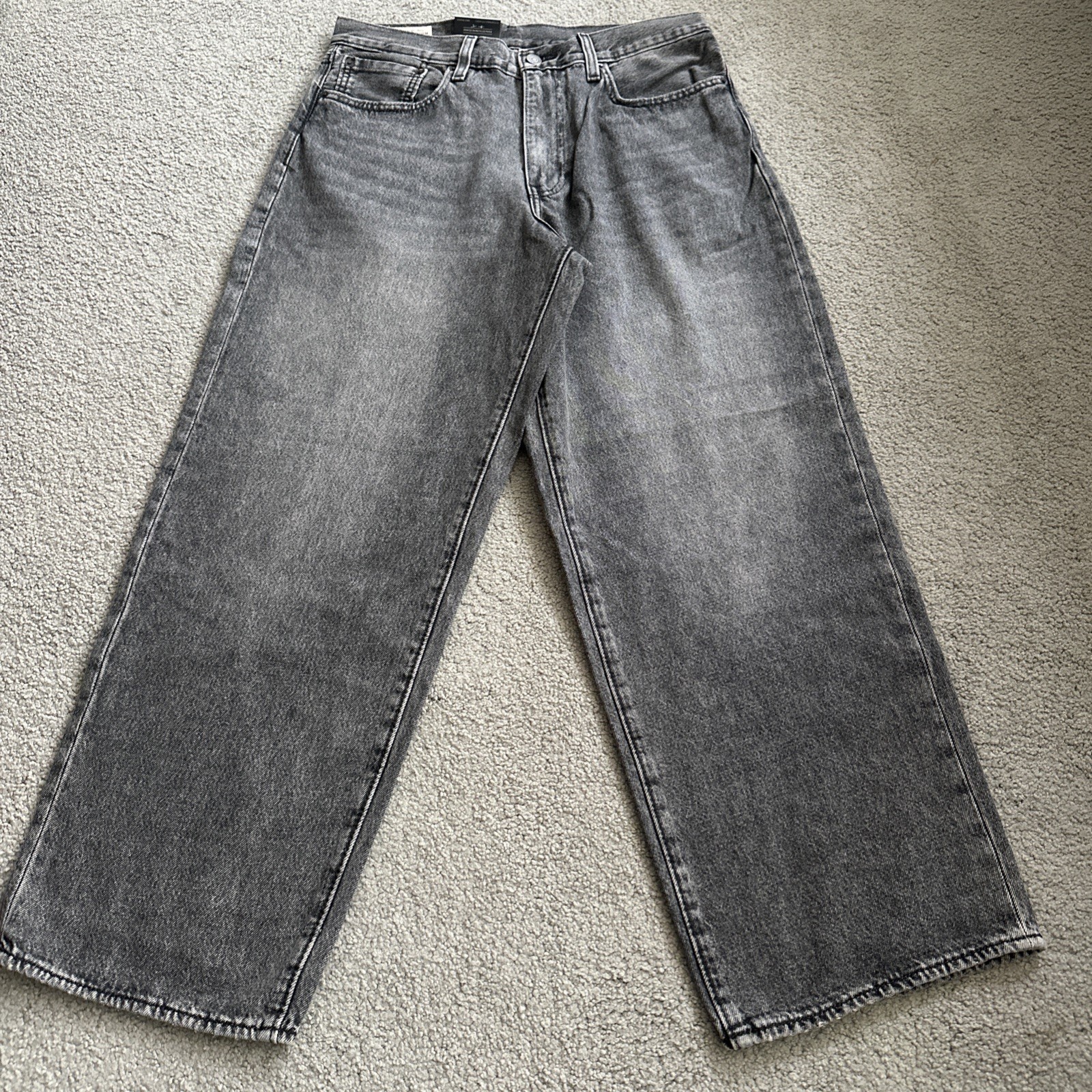 Levi ‘s Premium Men’s 578 Baggy Throughout Denim Jeans Sz. 32Wx30 Gray New